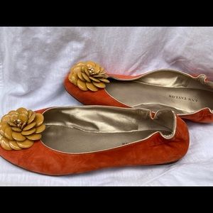 Ann Taylor burnt orange ballet flat